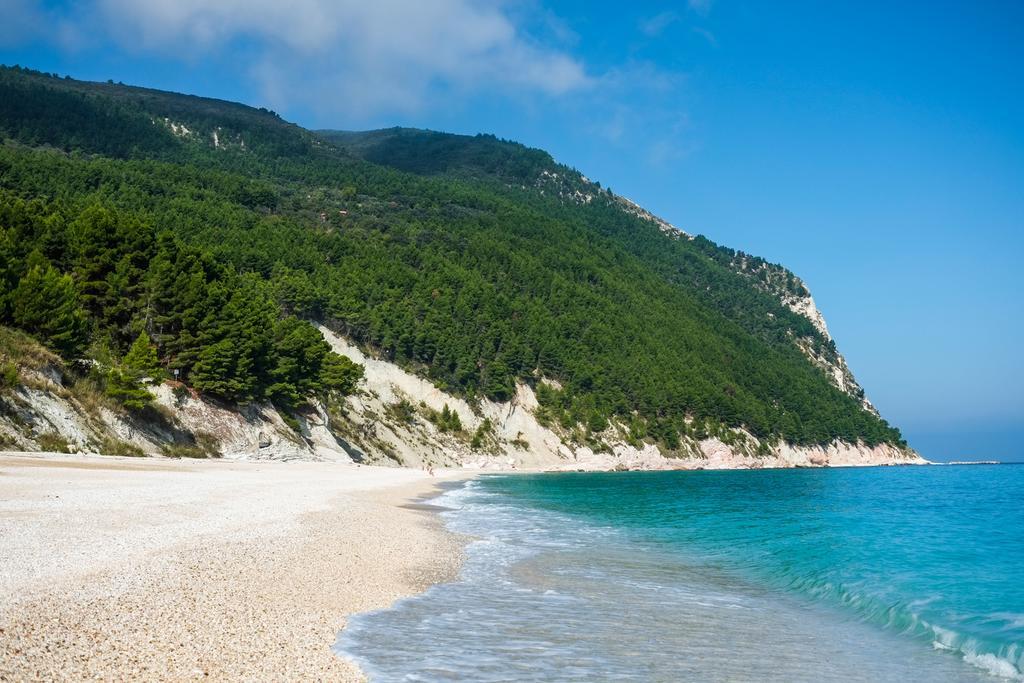Appartamento Poggio Antico Monte San Vito Esterno foto